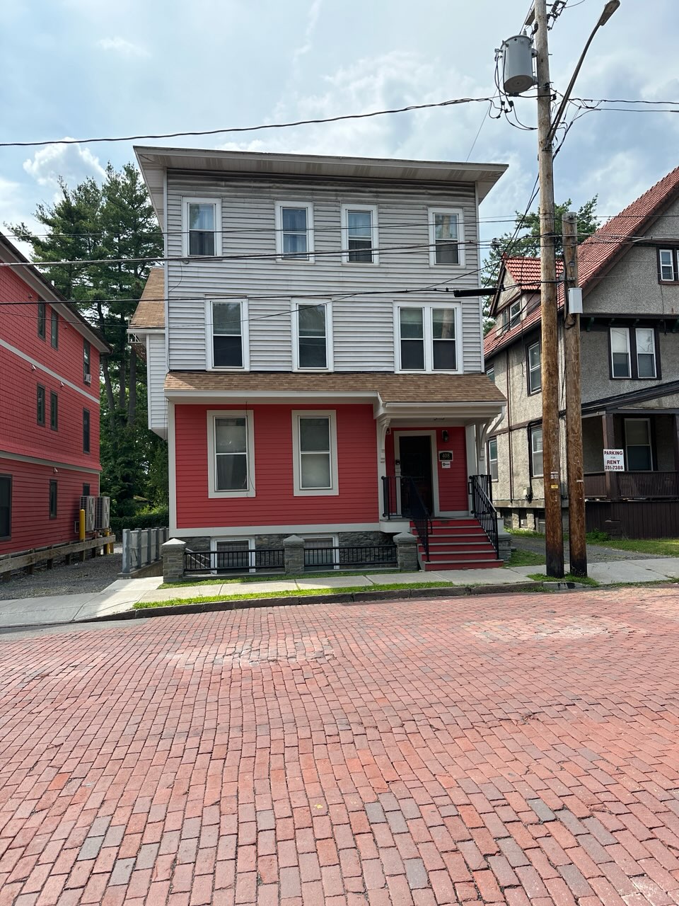408 Stewart Ave - 2